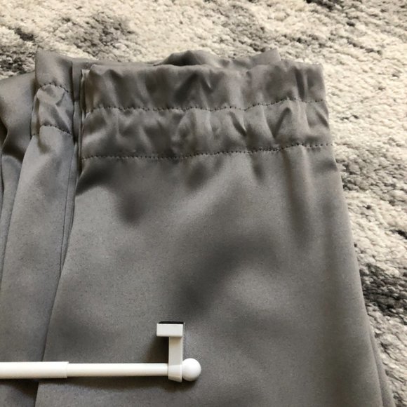 EUC! Set of 2 Side Light Privacy Curtains and Rods - Picture 4 of 7